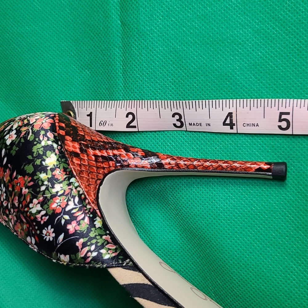 Jessica Simpson Mustardo Combo Floral Print - Picture 7 of 7